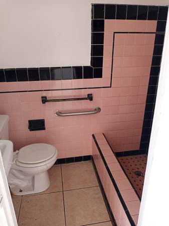 $625 / 200ft2 - Office Space Retail Space (Fort Pierce)63799734294145124