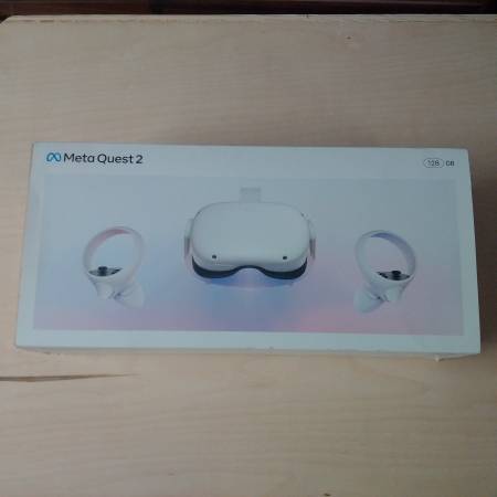 Occulus - Meta Quest 2 1