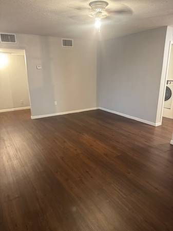 $964 / 495ft2 - Find your haven, without breaking the bank all at Weber Square Apts (Corpus Christi)64036538568065122