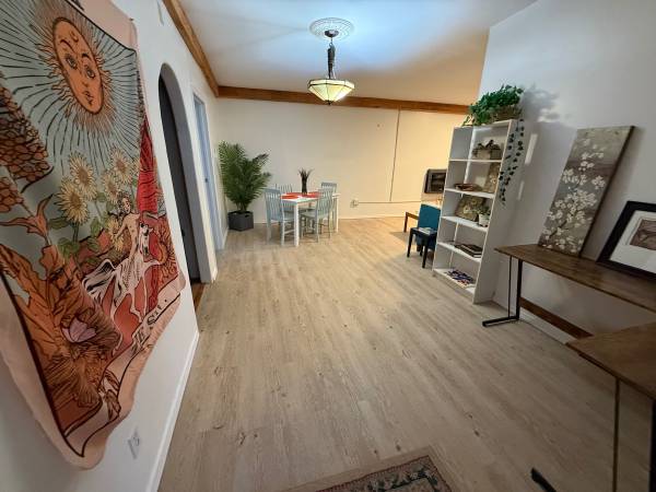 $1,650 / 2br - 1200ft2 - Beautiful FURNISHED 2br on quiet farm UTILITIES/INTERNET INCLUDED (Pojoaque)63806020154371121