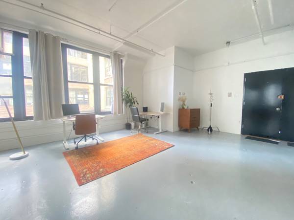 $3,150 / 1276ft2 - GORGEOUS COMMERCIAL LOFT . CORNER UNIT. PRIVATE BATHROOM +SLOP SINK (Clinton Hill)63816576126211123