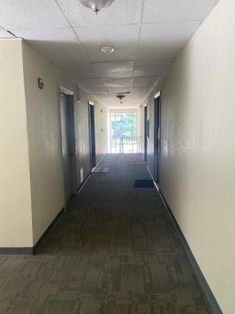 $2,000 / 2br - 🌿 Condo de 2 habitaciones con piscina, balcón y más – Disponible septiembre de 2025 (Londonderry, NH)63656178039299122