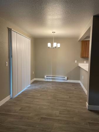 $1,530 / 2br - 878ft2 - Sweater Weather Steals! 🍁 GET 6 WEEKS FREE (4075 Aerial Way Eugene, Oregon 97402)63977274991875123