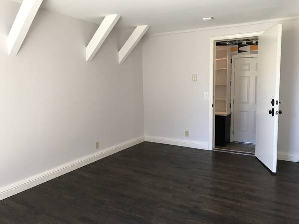 $1,300 / 1br - 250ft2 - Private Room with Bathroom & lots of light (visitacion valley)63687405609475121