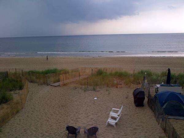 $299 / 5br - Ocean Front On The Sand Of Salisbury Beach!!! (55 Atlantic Ave Salisbury, MA 01952)63656178212483122