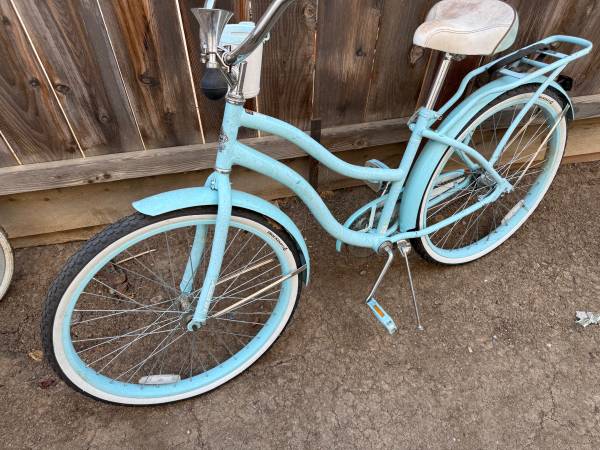 Women’s beach cruiser 1