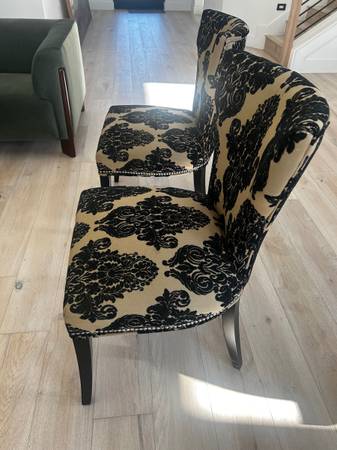 Stunning Occasional / accent chairs excellent condition