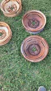 Set Five Morris Minor Wheels 1