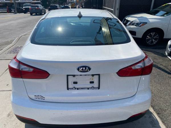 Pase y pruebe esta Kia Forte 2014 con 104,476 millas - queens - $7,495 (Middle Village)63654713124867124