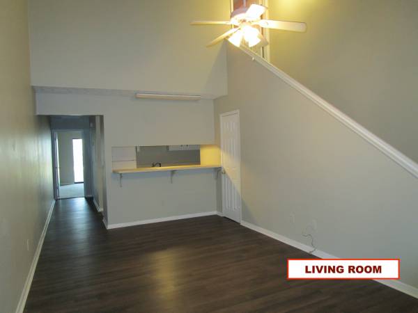 $1,275 / 2br - 1150ft2 - Come in and experience the new energy at Cedar Street Townhomes Today! (Comfortable, spacious Townhome in PARKER, FLORIDA)63910447684227121