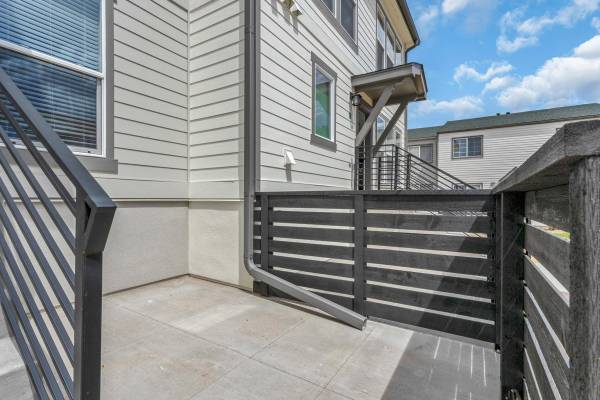 $2,309 / 3br - 1166ft2 - 3 Bed, On-site Maintenance, Kitchen Island (8300 Sheridan Boulevard, Westminster, CO)63679424232067123