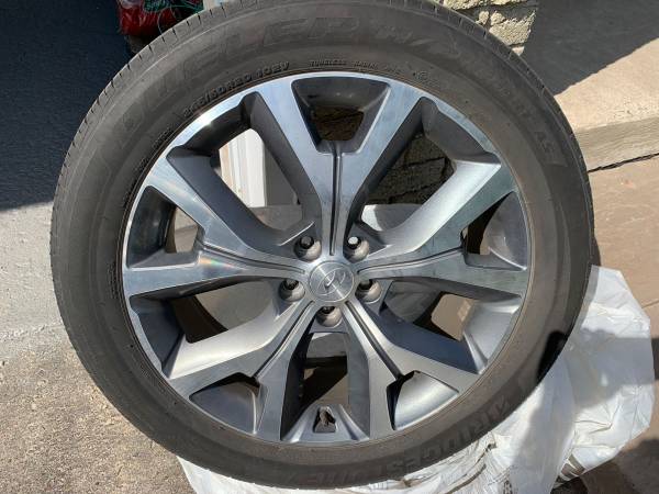 2020 HUYNDAI PALISADE OEM FACTORY WHEELS AND TIRES 1