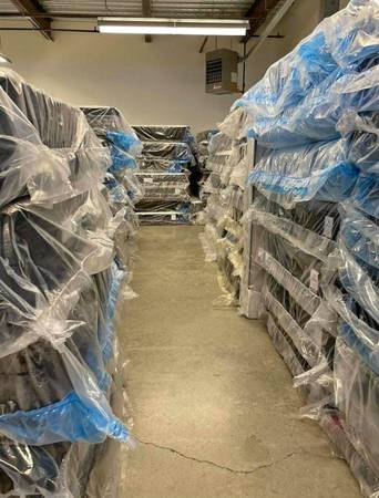 Mattress Closeout – Save Hundreds! 1