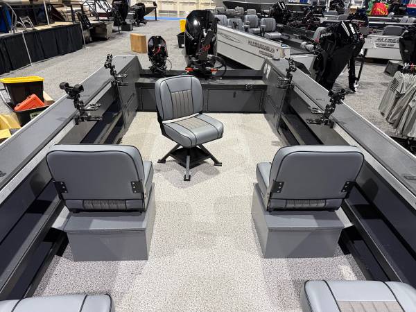 NEW MODEL: 2026 Alumaweld Columbia XL 1