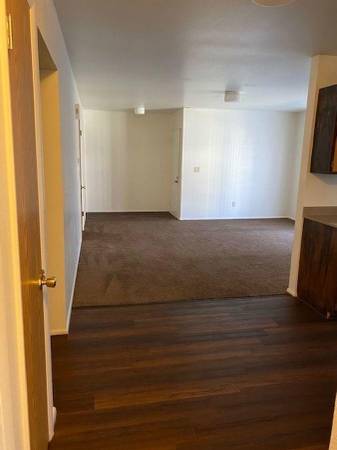 $1,225 / 2hab - 1040ft2 - Calefacción, Vistas Impresionantes, Patio/Deck, Área de Juegos63674381461891120