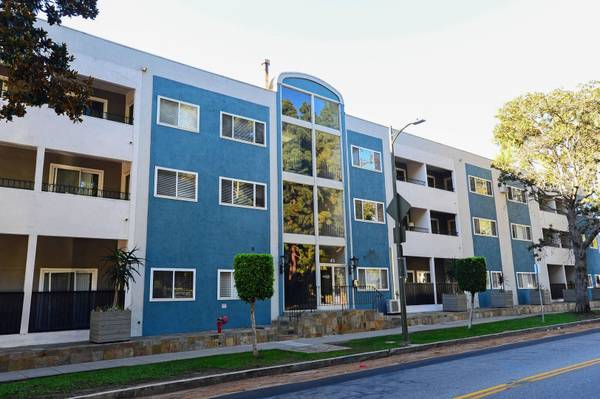 $2,595 / 1br - 750ft2 - Unbeatable UCLA location & amenities–Axiom Westwood is Your Next Home (Westwood/UCLA)63952932173826120