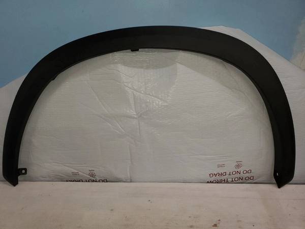 Share Lexus 75602-F6010 MOULDING SUB-ASSY, F 2022-2025 Lexus 75602F601 1