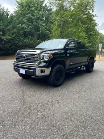 2021 Toyota Tundra Crew Max