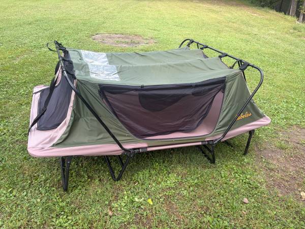 Cabela. Double tent cot 1