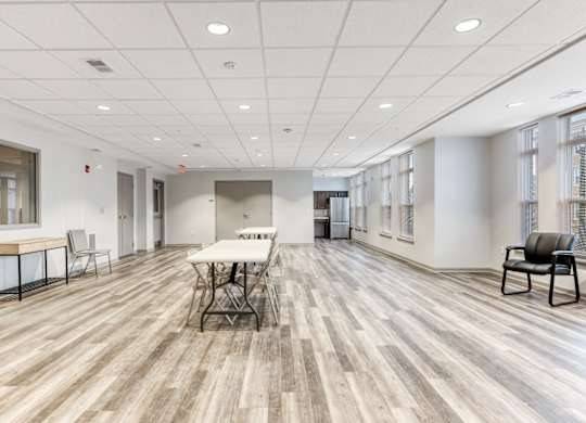 Located in Buffalo, 2/BD 2/BA, Carpeting in Bedrooms 1
