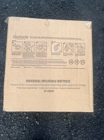 Inflatable twin mattress with pump 1