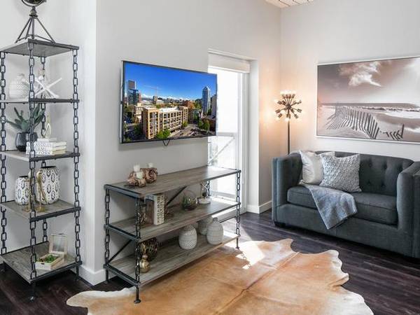 $1,299 / 567ft2 - Business center + conference room, Parking garage, Washer + Dryer (SW Portland / PSU / Portland State University)63956788877443120