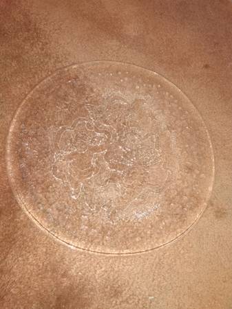 Nieman Marcus Xmas Glass platter 1