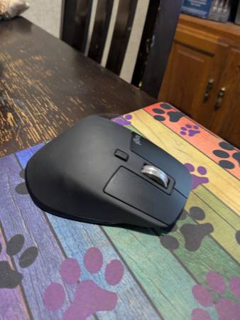 Wireless Bluetooth Mouse 1