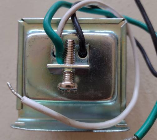 Nuevo, 3 transformadores para timbre de puerta Trivolt - $6 (Simpsonville)62969133925891121