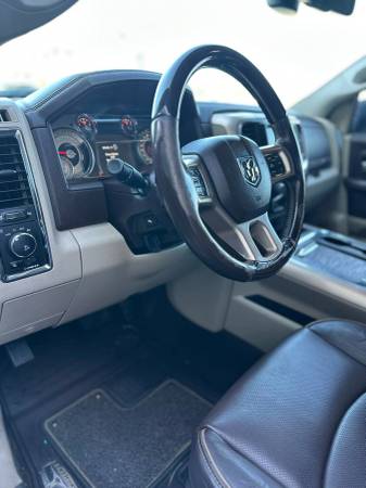 2018 dodge ram fully loaded very clean not a cash vehicle - $2,50063488750826113124