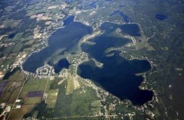 Gun Lake Waterfront Home - 30 Days To YEAR ROUND Options (Dock Option) 1