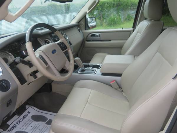 2014 Ford Expedition Limited - $2,500 (down 6825 e. hwy 290)63621923000833124