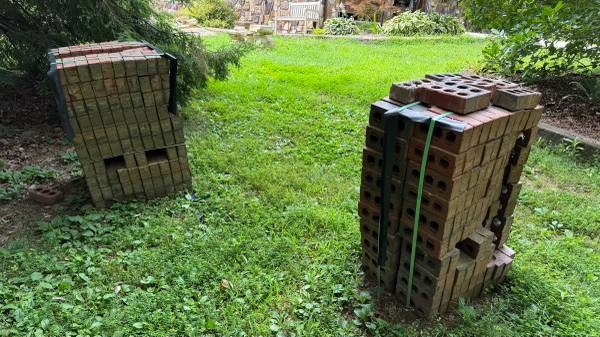 BRICKS 1