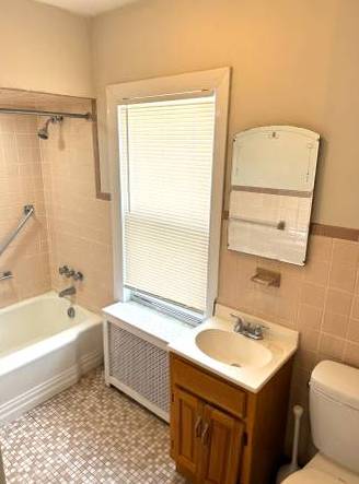 $900 / 2br - **Modern 2-bedroom, 1-bath ** (Philadelphia, PA)63666762571011123
