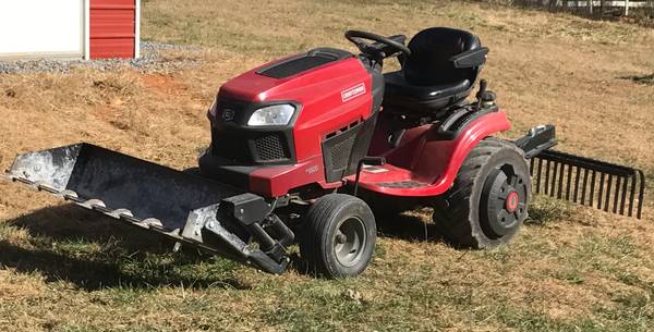 Johnny Bucket Jr front loader system with toothbar accessory. 1