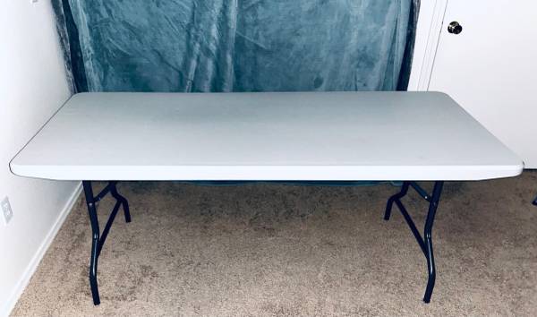 Cafeteria Folding Table 1