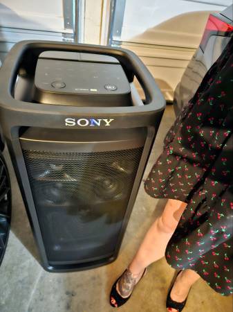 UPDATED Sony - ULT TOWER 9 Wireless Party Speaker 1