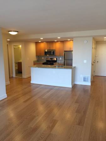 $4,246 / 1br - 720ft2 - Top Floor 1 BR with View of the Cathedral! In Unit W/D! (Dupont Circle)63822079682819124