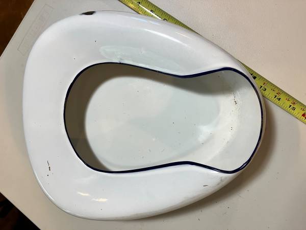 Vintage Bedpan Enamel White 1