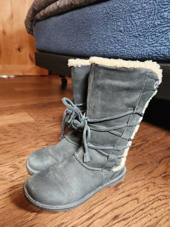 Uggs Boots 1