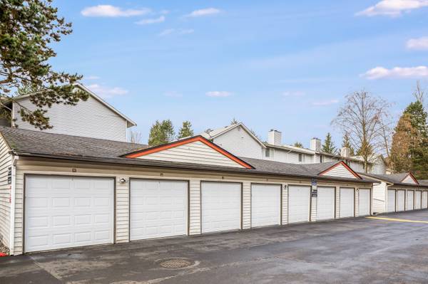 $1,725 / 1br - 692ft2 - 1/hab 1/ba, Piscina al aire libre, Lavavajillas (525 112th St SE, Everett, WA)63688352623363122