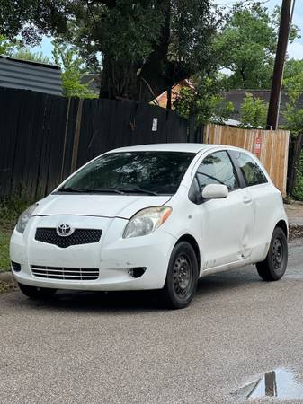 2007 Toyota Yaris - $2,500 (Houston)63622429544579120