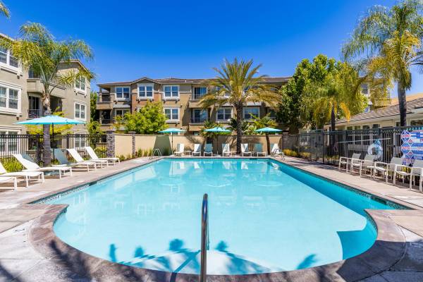 $2,250 / 1br - 848ft2 - COMING SOON! 1X1 IN GREAT SAN RAMON LOCATION! (danville / san ramon)63695896744067123