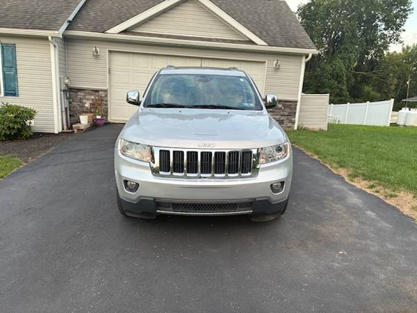 2012 Jeep Grand Cherokee - $6,80063477742712065128