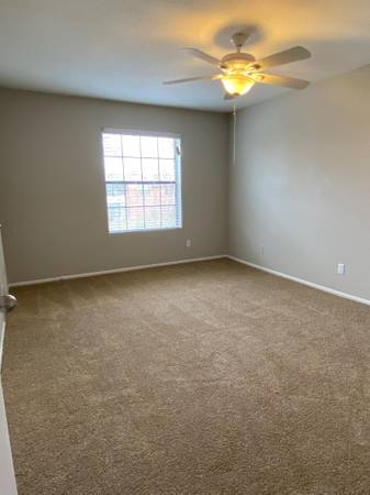 $799 / 1br - 686ft2 - Located in Baytown, 1B/1B, Conference Center (3400 Shady Hill Dr, Baytown, TX)63924169197571122