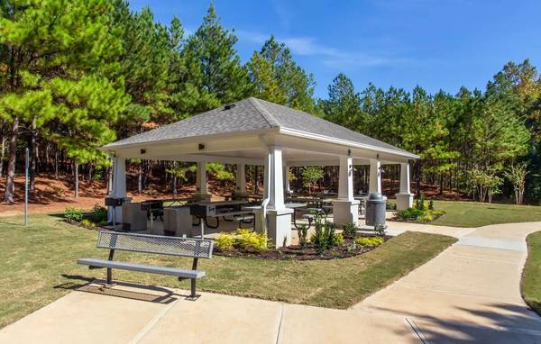 $1,196 / 1br - 902ft2 - Just right for you! A gorgeous 1 bed 1 bath apartment awaits! (Covington)63921690768003120