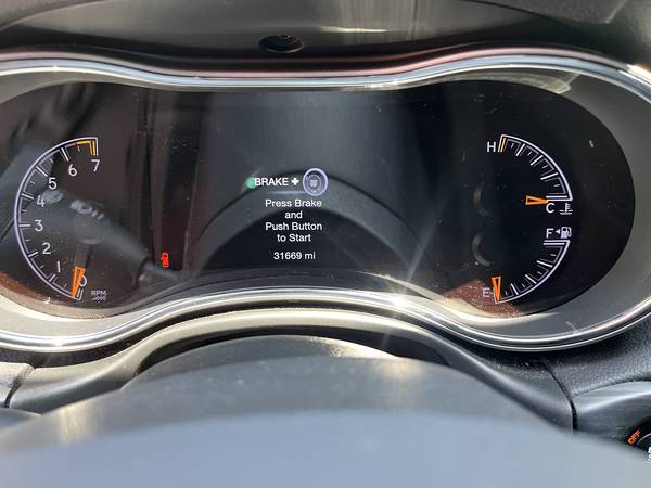 2021 Jeep Grand Cherokee Laredo X - $26,00063622514044675124