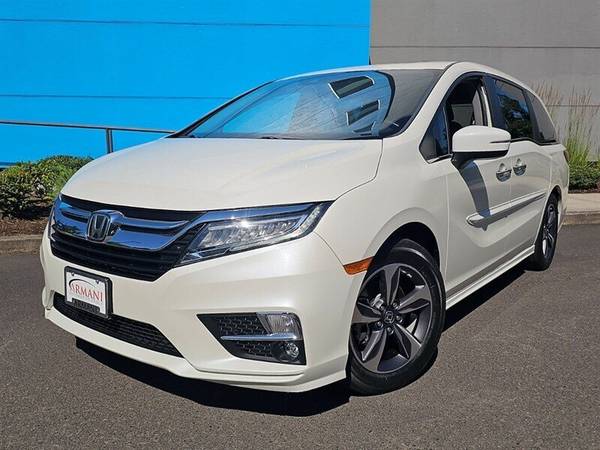 2019 Honda Odyssey Touring Van 85K Miles *Stunning Throughout* 1