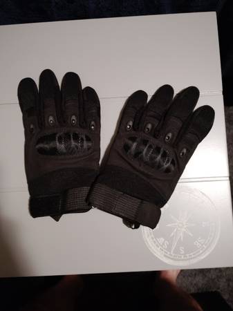 Tactical Gloves 1