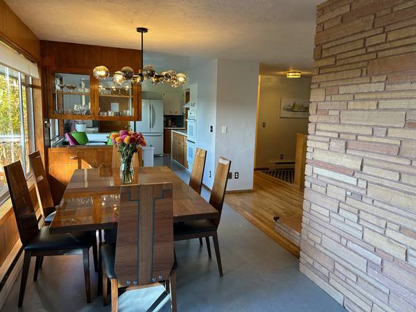 $2,800 / 5br - 3000ft2 - Spacious Mid-Century Home for Rent – 5 Bedrooms + Bonus Room, 2 Baths (Gale Heights)64038886940163123